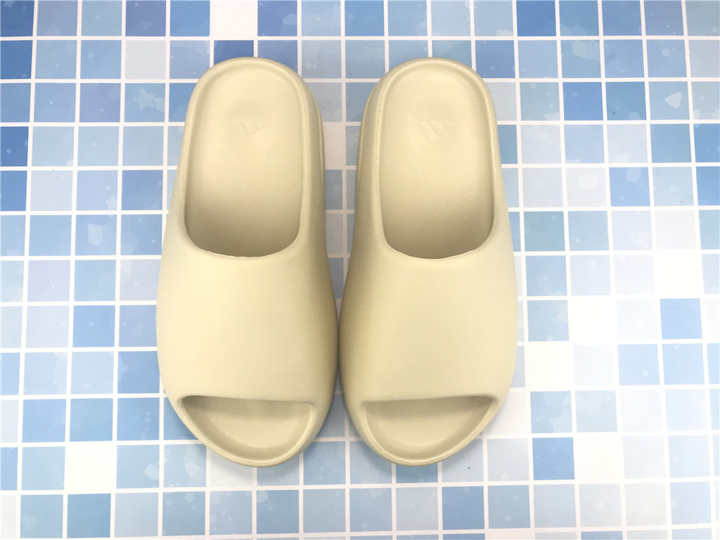 Free Shipping Yeezy Slides Bone FW6345